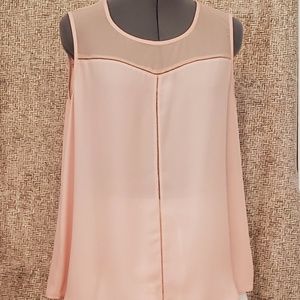 NWOT - a.n.a. Pale Peach Shell Top - L